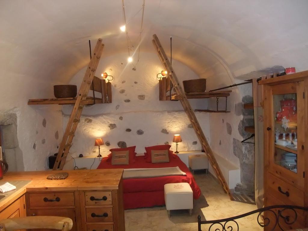 Le Domaine Du Grand Cellier Chambres D'Hotes En Savoie Tournon-sur-Rhône Pokoj fotografie