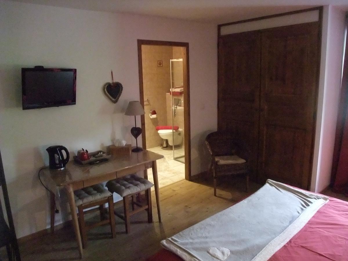 Le Domaine Du Grand Cellier Chambres D'Hotes En Savoie Tournon-sur-Rhône Exteriér fotografie